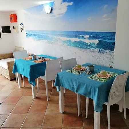 לינה וארוחת בוקר Elite